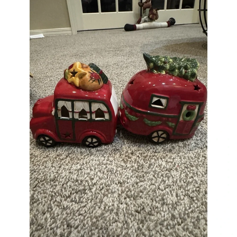 Car & Camper Set Pier 1‎ Light- Up LED Ceramic Christmas Tree